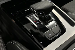 harmaa Audi Q5 2025 kuva 35.