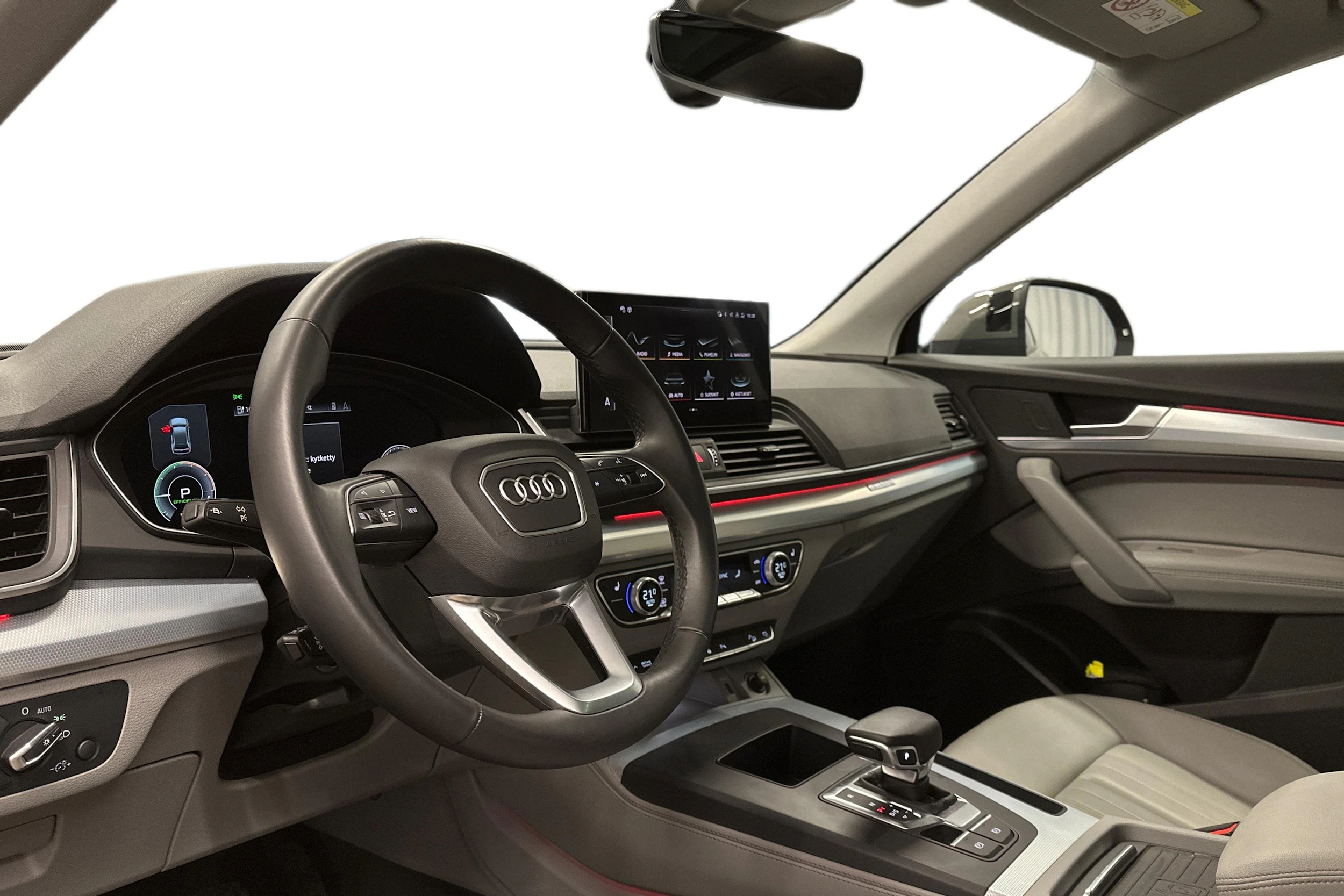 harmaa Audi Q5 2025 kuva 6.