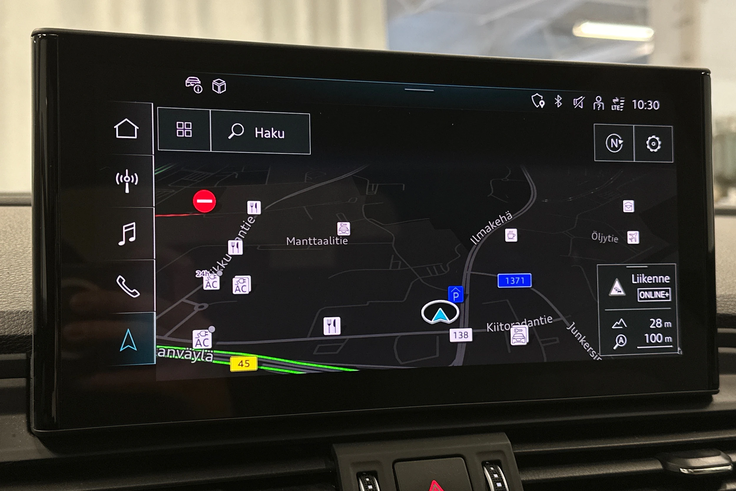 harmaa Audi Q5 2025 kuva 21.