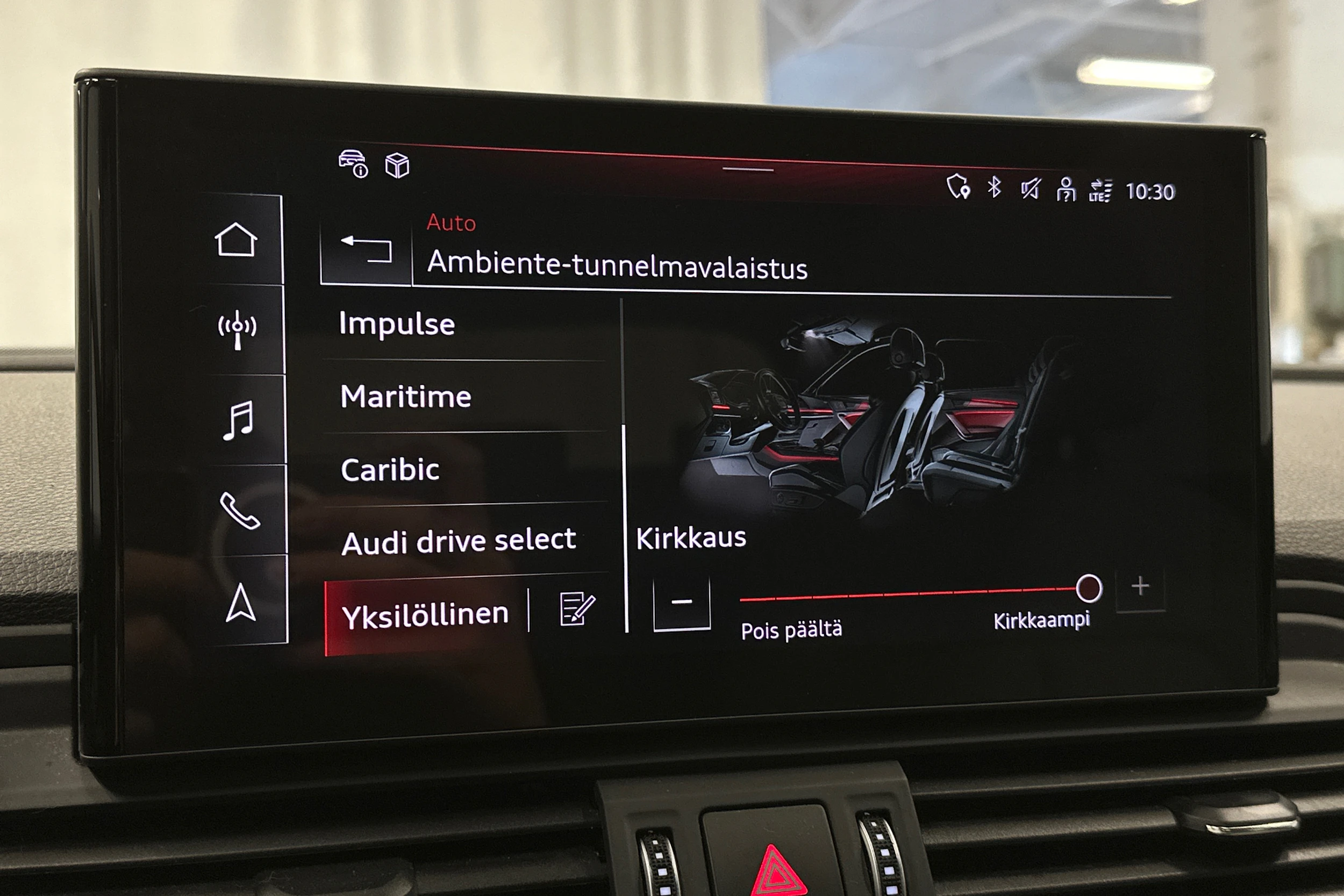 harmaa Audi Q5 2025 kuva 24.