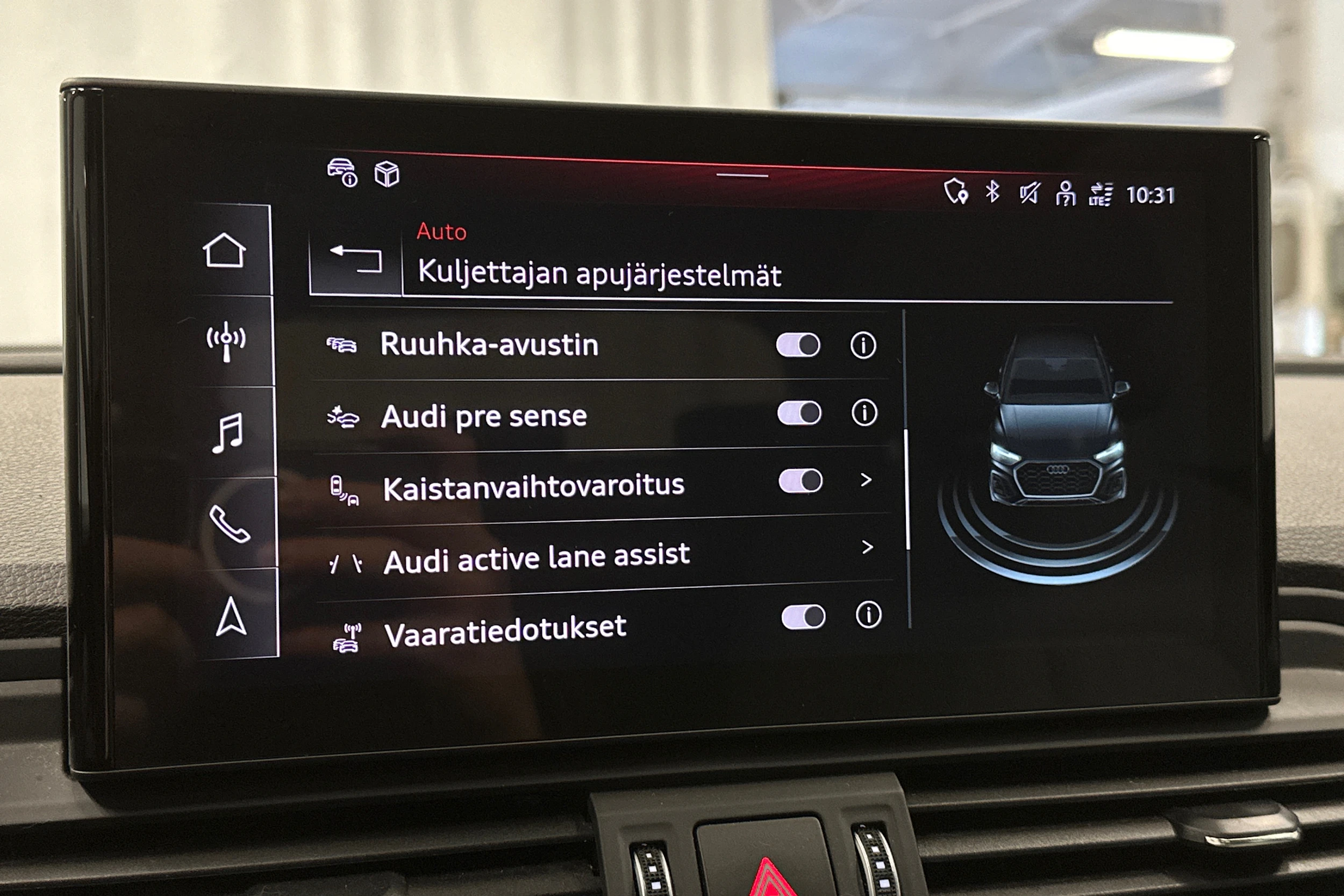 harmaa Audi Q5 2025 kuva 26.