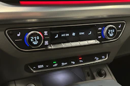 harmaa Audi Q5 2025 kuva 29.