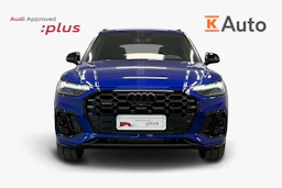 sininen Audi Q5 2025 kuva 4.