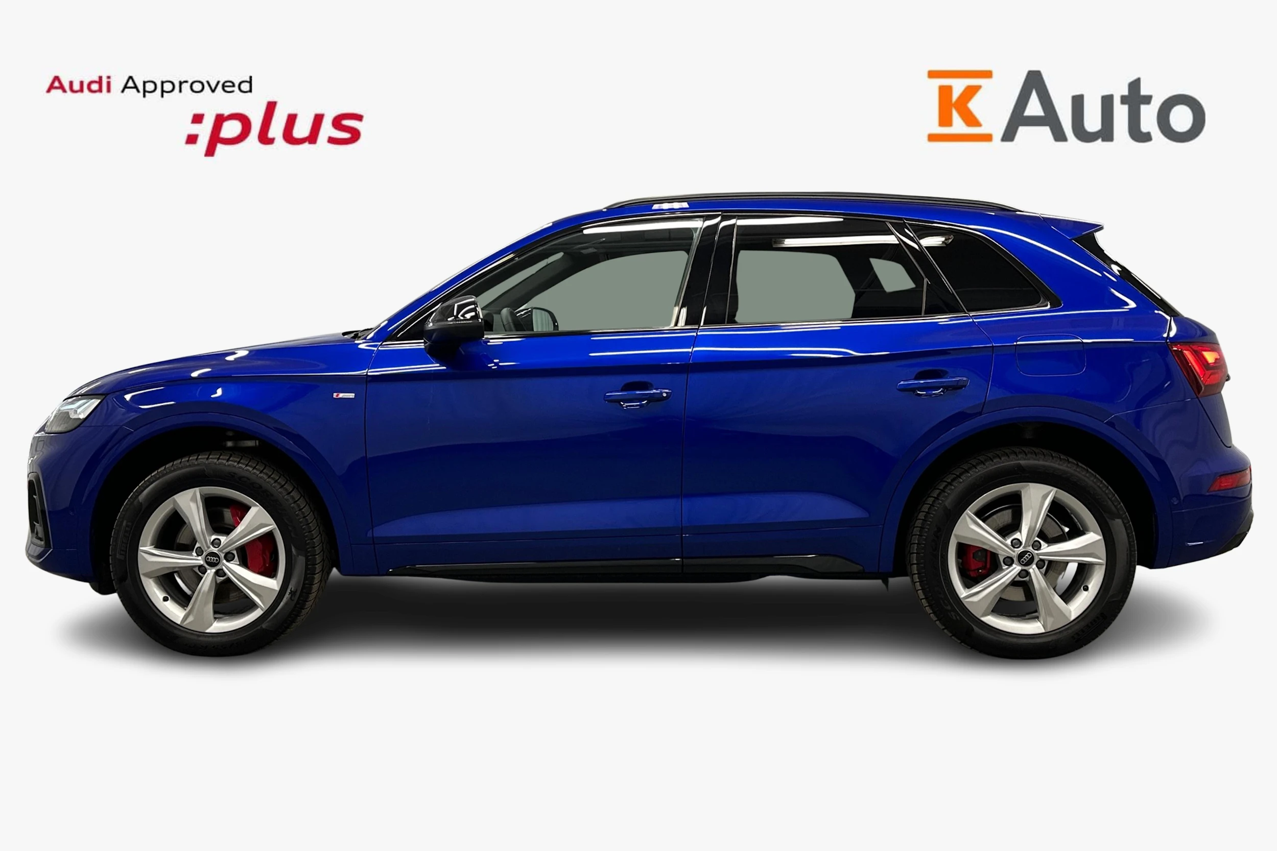sininen Audi Q5 2025 kuva 5.