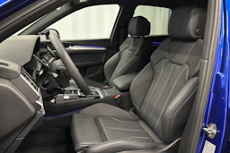 sininen Audi Q5 2025 kuva 15.