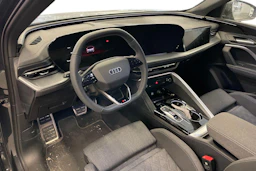 met. harmaa Audi Q5 2025 kuva 3.