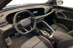 met. harmaa Audi Q5 2025 kuva 6.
