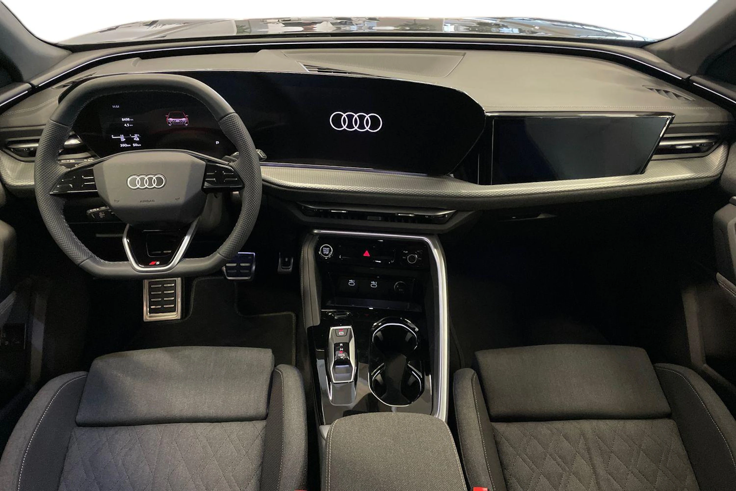 met. harmaa Audi Q5 2025 kuva 7.