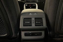 harmaa Audi Q5 2025 kuva 15.