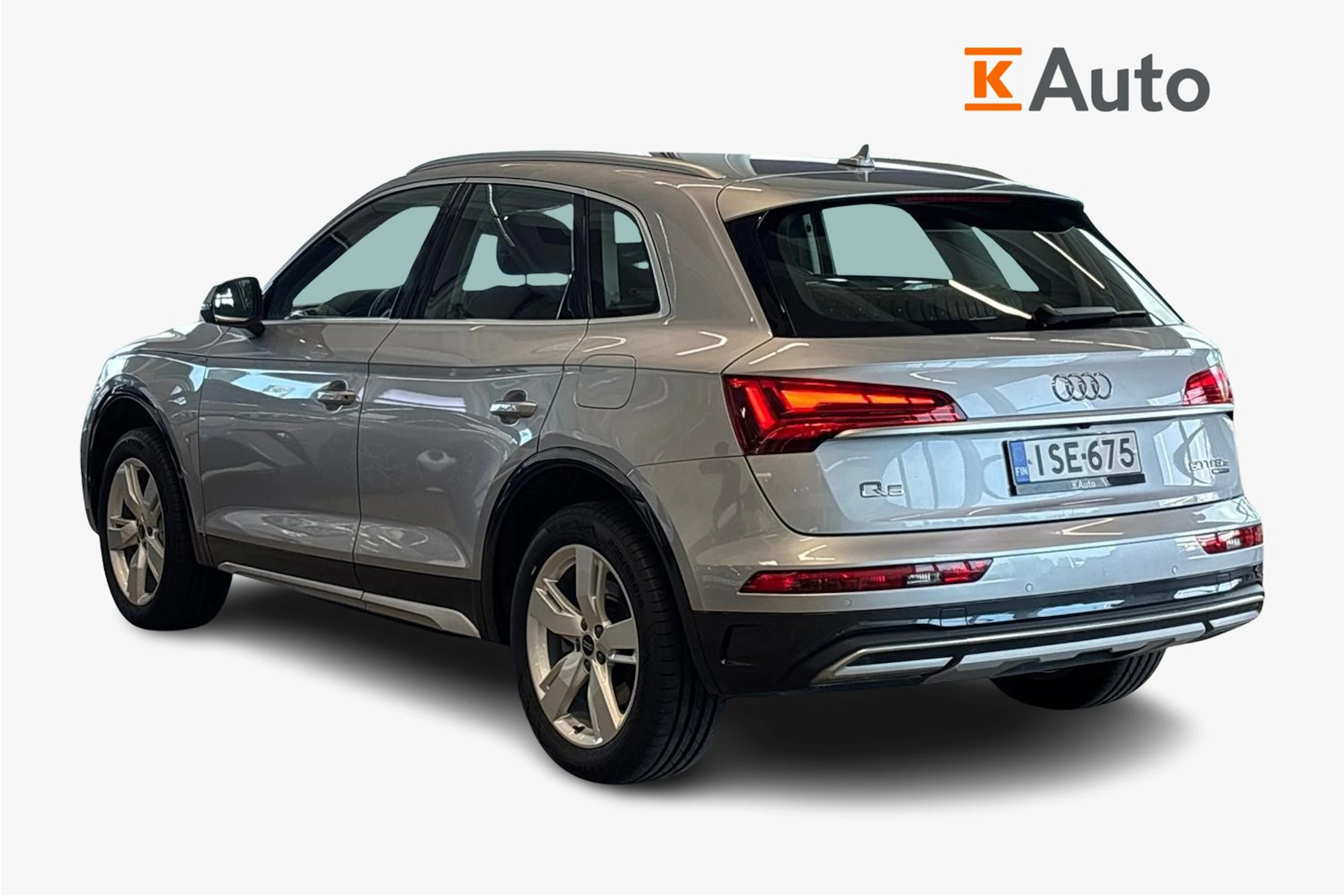 harmaa Audi Q5 2025 kuva 2.