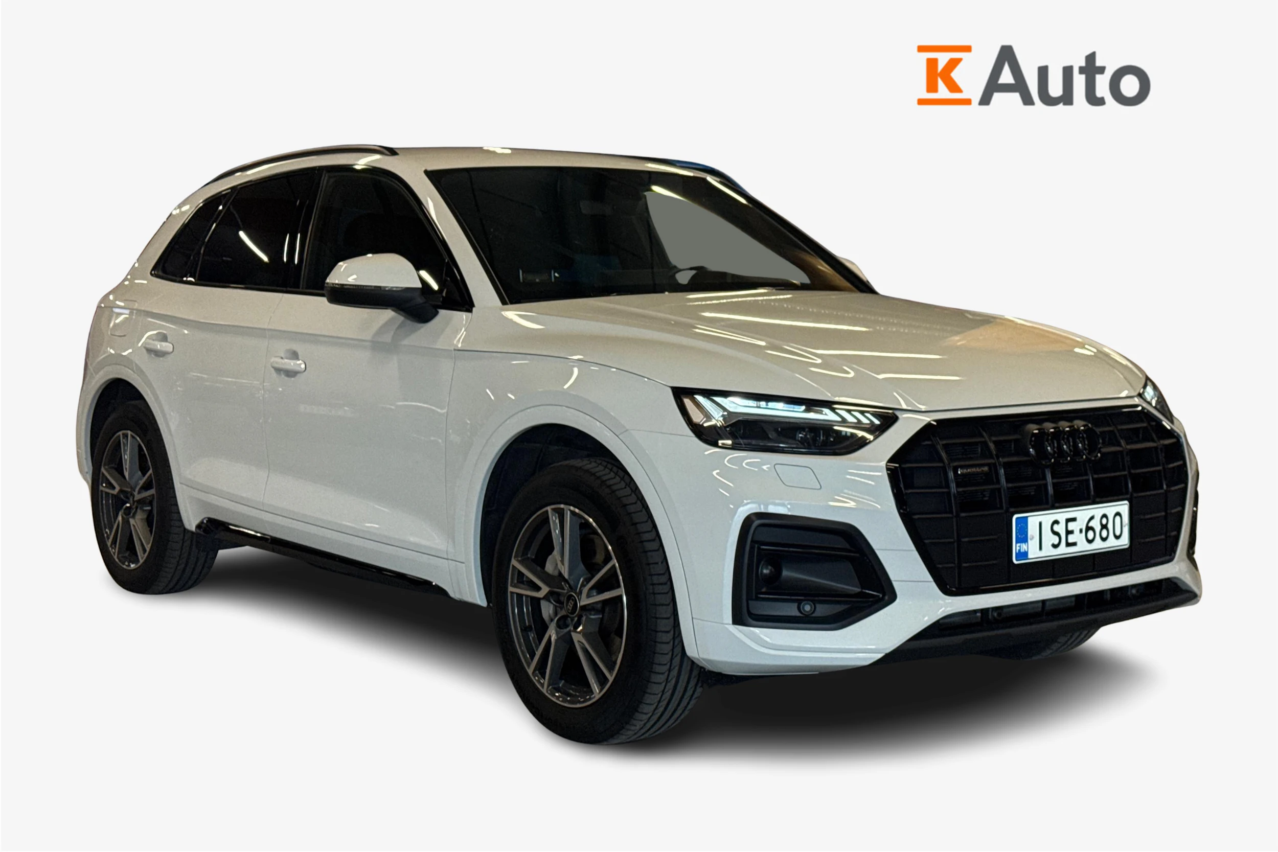 valkoinen Audi Q5 2025 kuva 1.