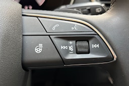 musta Audi Q5 2025 kuva 19.