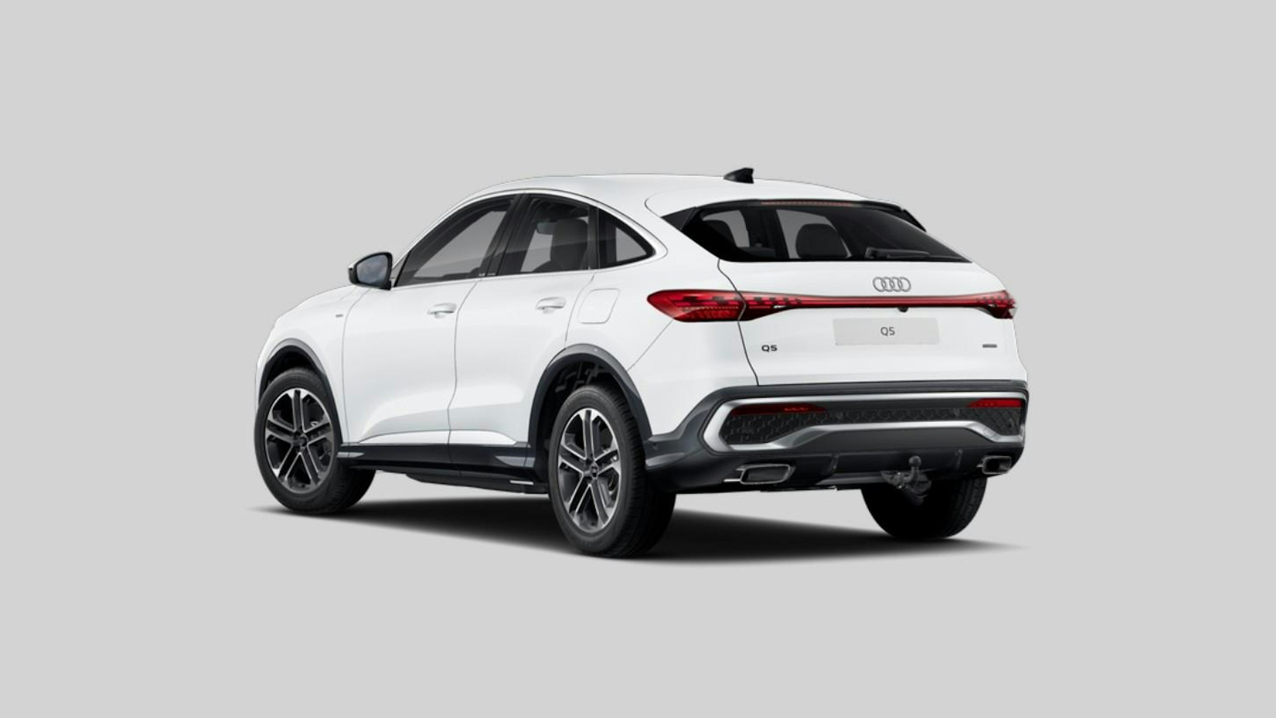 valkoinen Audi Q5 2025 kuva 2.