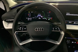 met. punainen Audi Q5 2026 kuva 13.