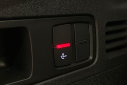 met. punainen Audi Q5 2026 kuva 23.