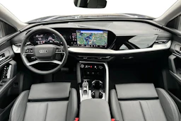 sininen Audi Q5 2025 kuva 7.