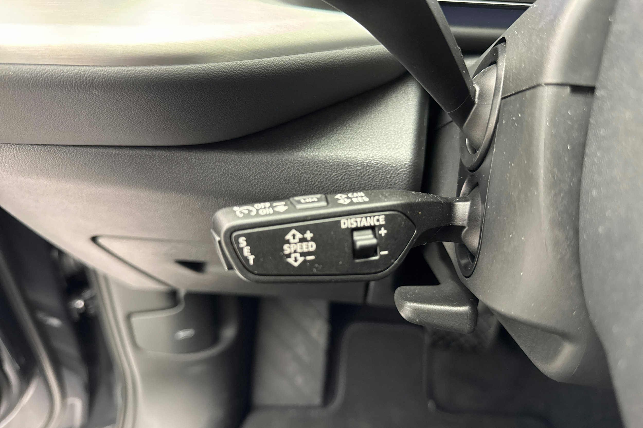 harmaa Audi Q5 2025 kuva 14.