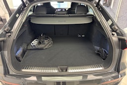 harmaa Audi Q5 2025 kuva 15.