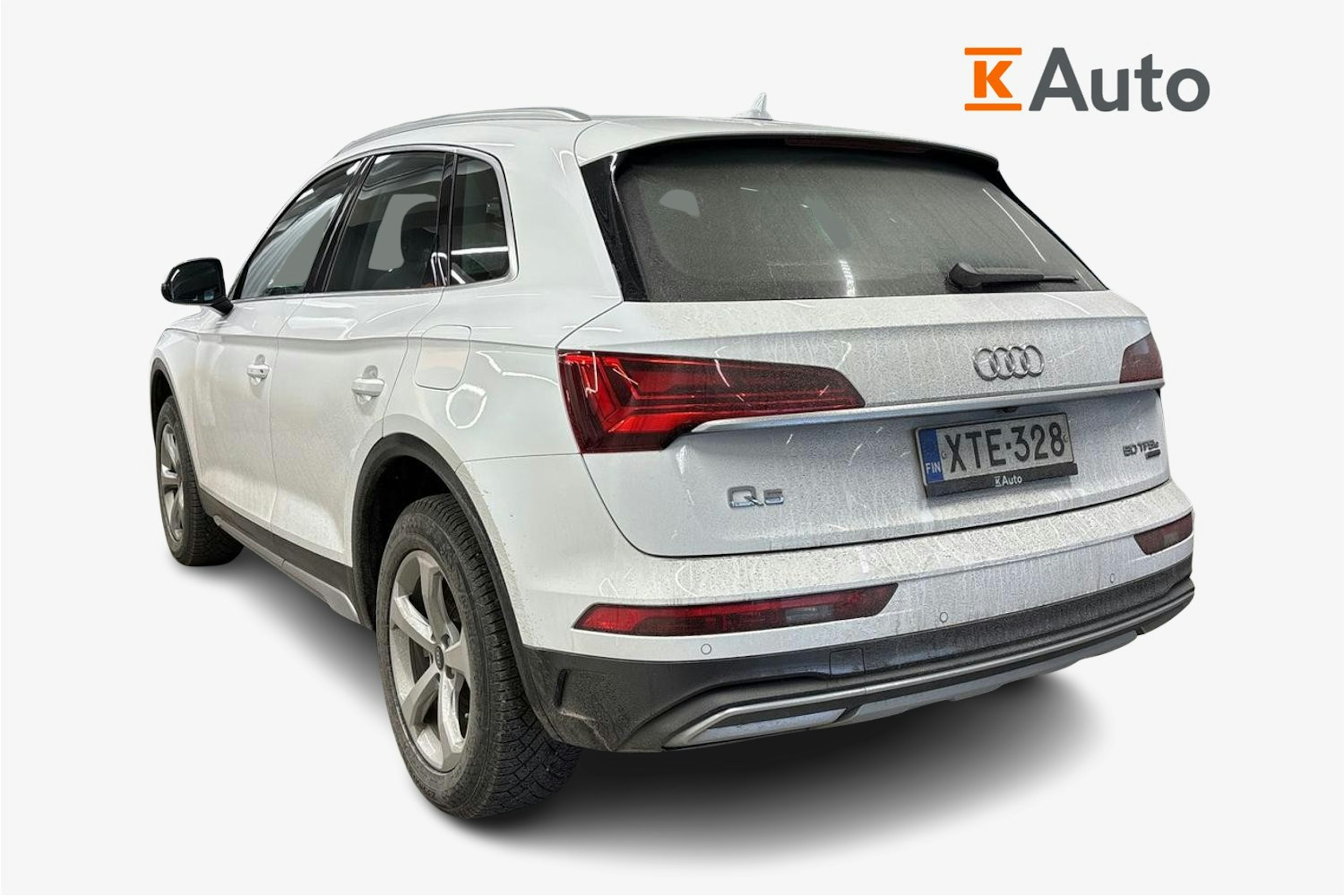 valkoinen Audi Q5 2025 kuva 2.