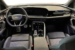 harmaa Audi Q5 2025 kuva 7.
