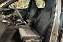 harmaa Audi Q5 2025 kuva 14.