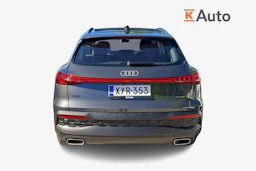 harmaa Audi Q5 2025 kuva 3.