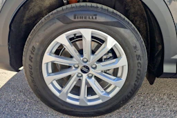 harmaa Audi Q5 2025 kuva 10.