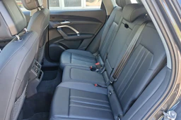 harmaa Audi Q5 2025 kuva 11.