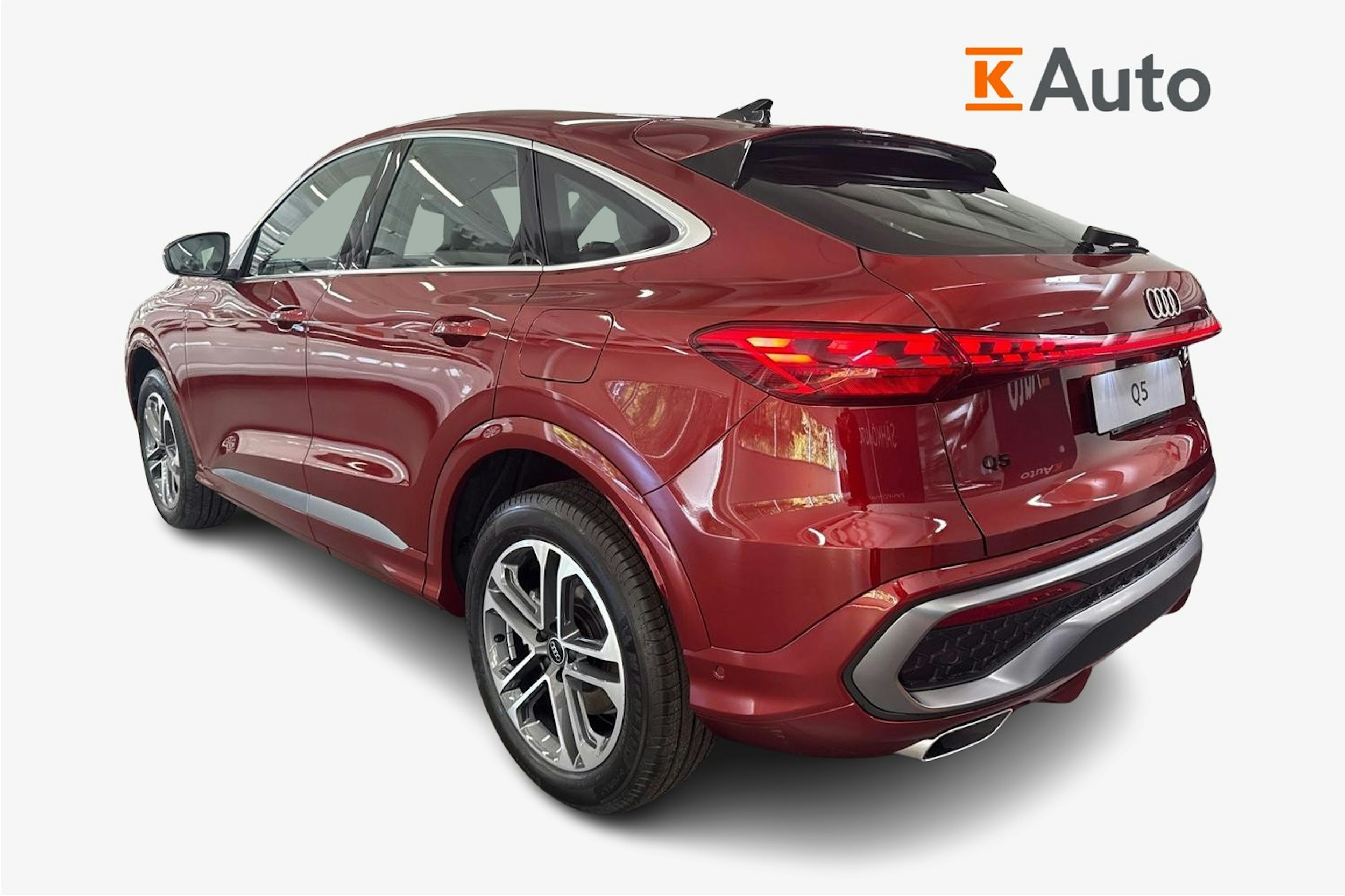 met. punainen Audi Q5 2025 kuva 2.