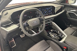 met. punainen Audi Q5 2025 kuva 6.