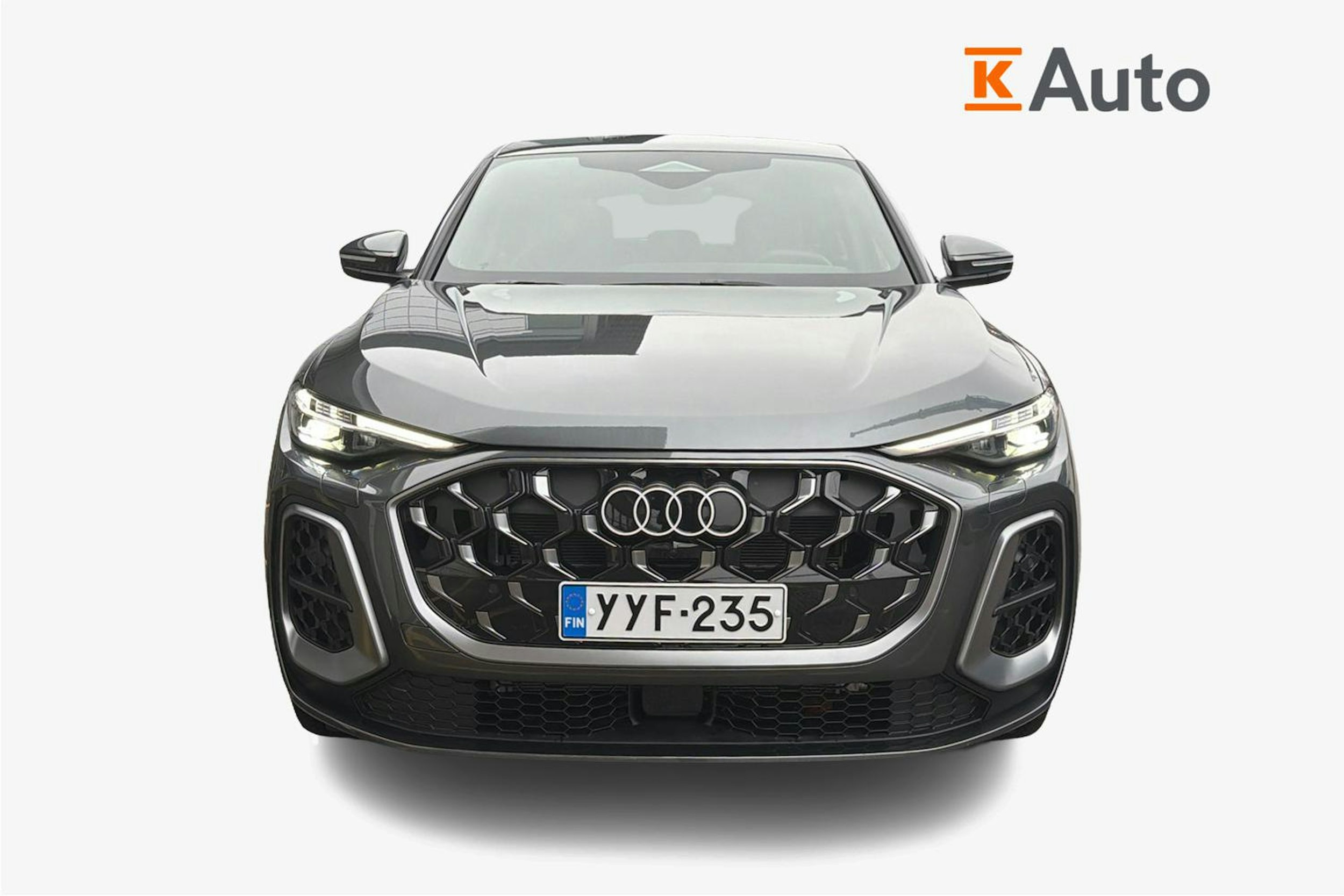 harmaa Audi Q5 2025 kuva 4.