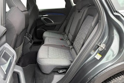 harmaa Audi Q5 2025 kuva 8.