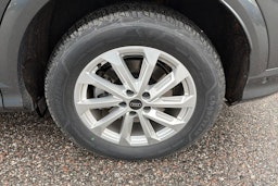 harmaa Audi Q5 2025 kuva 10.