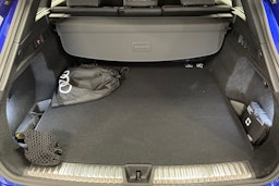 met. sininen Audi Q5 2025 kuva 19.