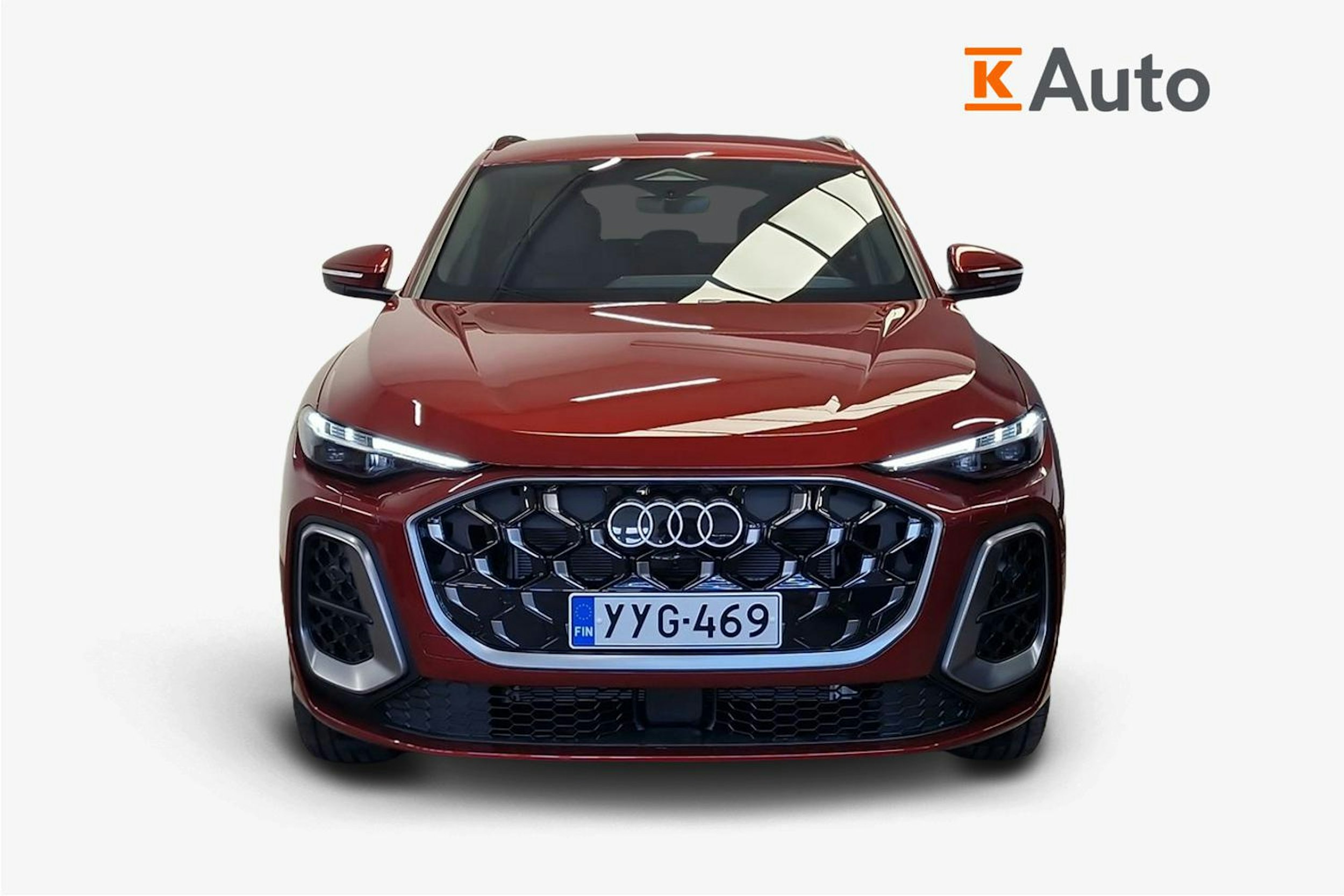 grenadine punainen Audi Q5 2025 kuva 14.