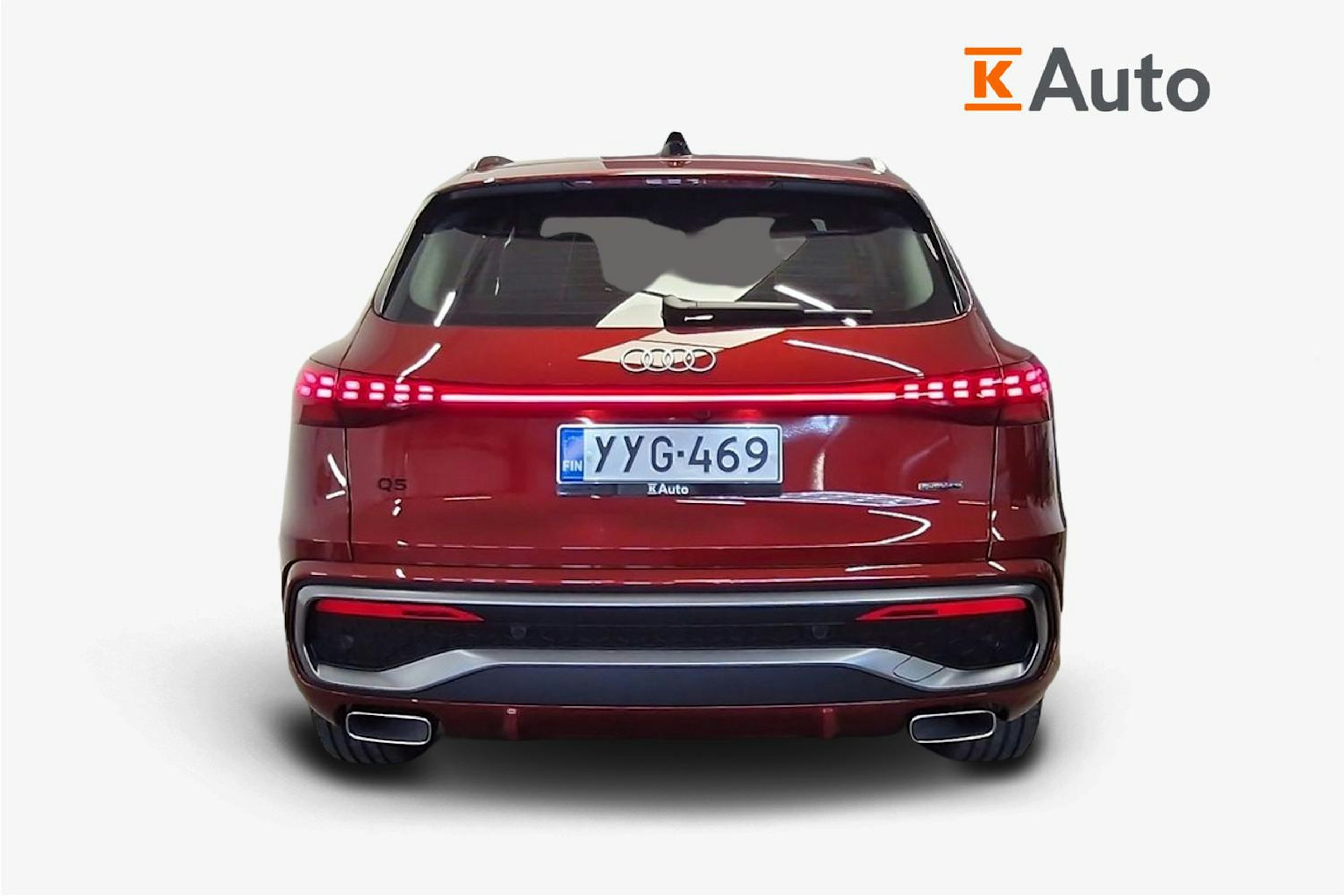 grenadine punainen Audi Q5 2025 kuva 15.