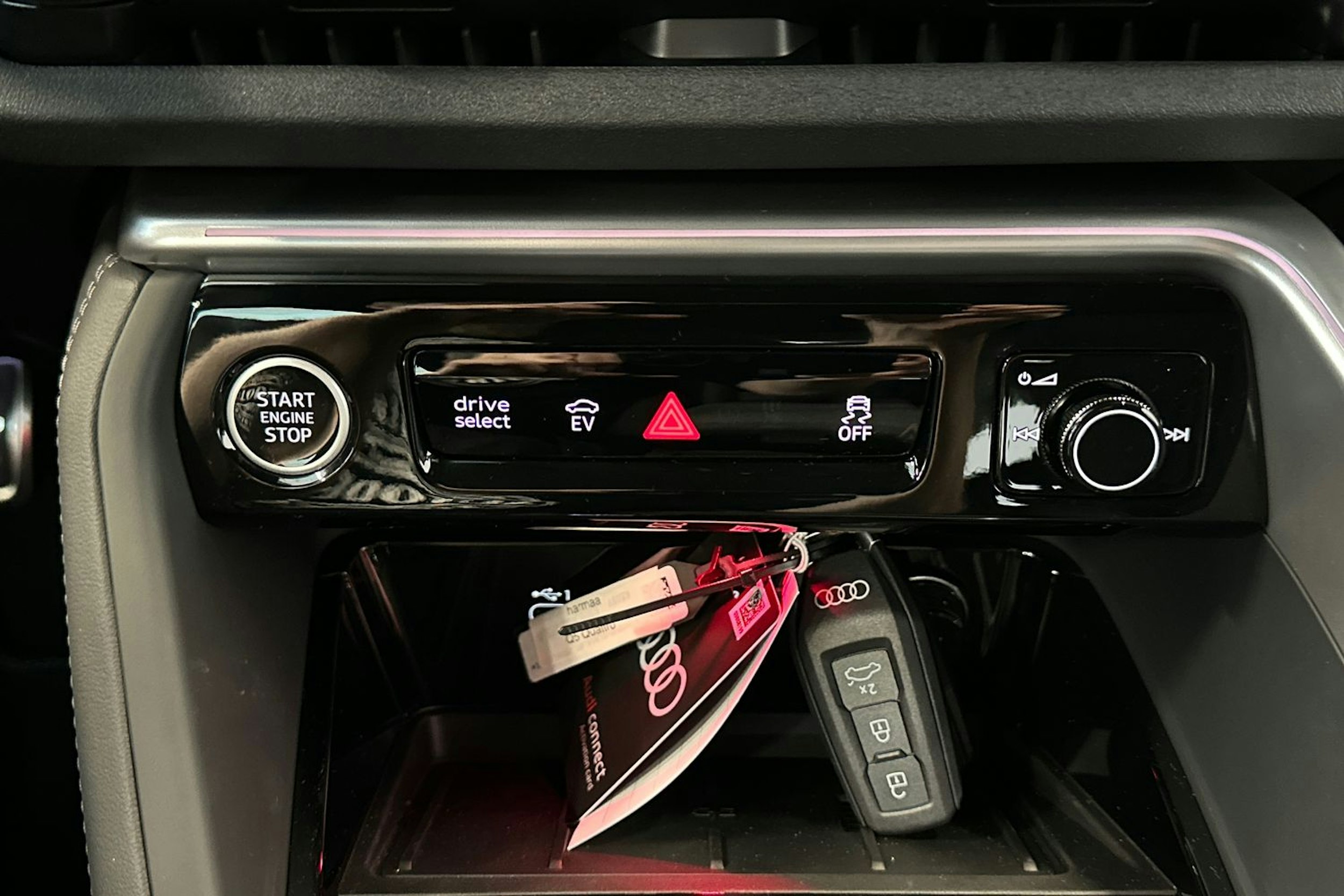 florett hopea Audi Q5 2025 kuva 20.