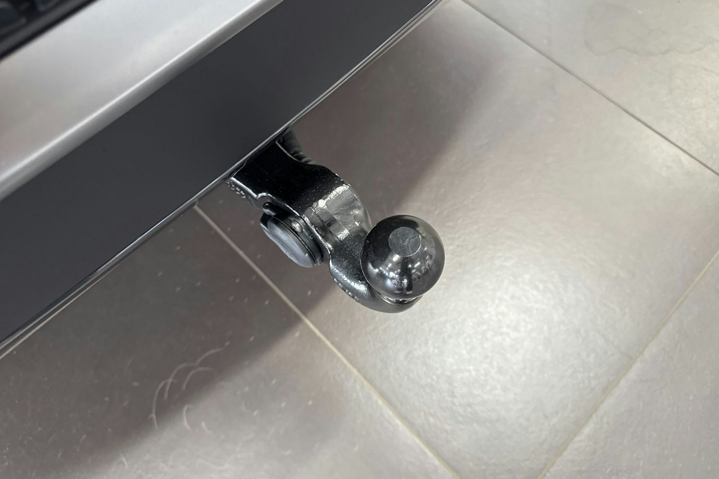 musta Audi Q5 2025 kuva 12.