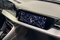 musta Audi Q5 2025 kuva 15.