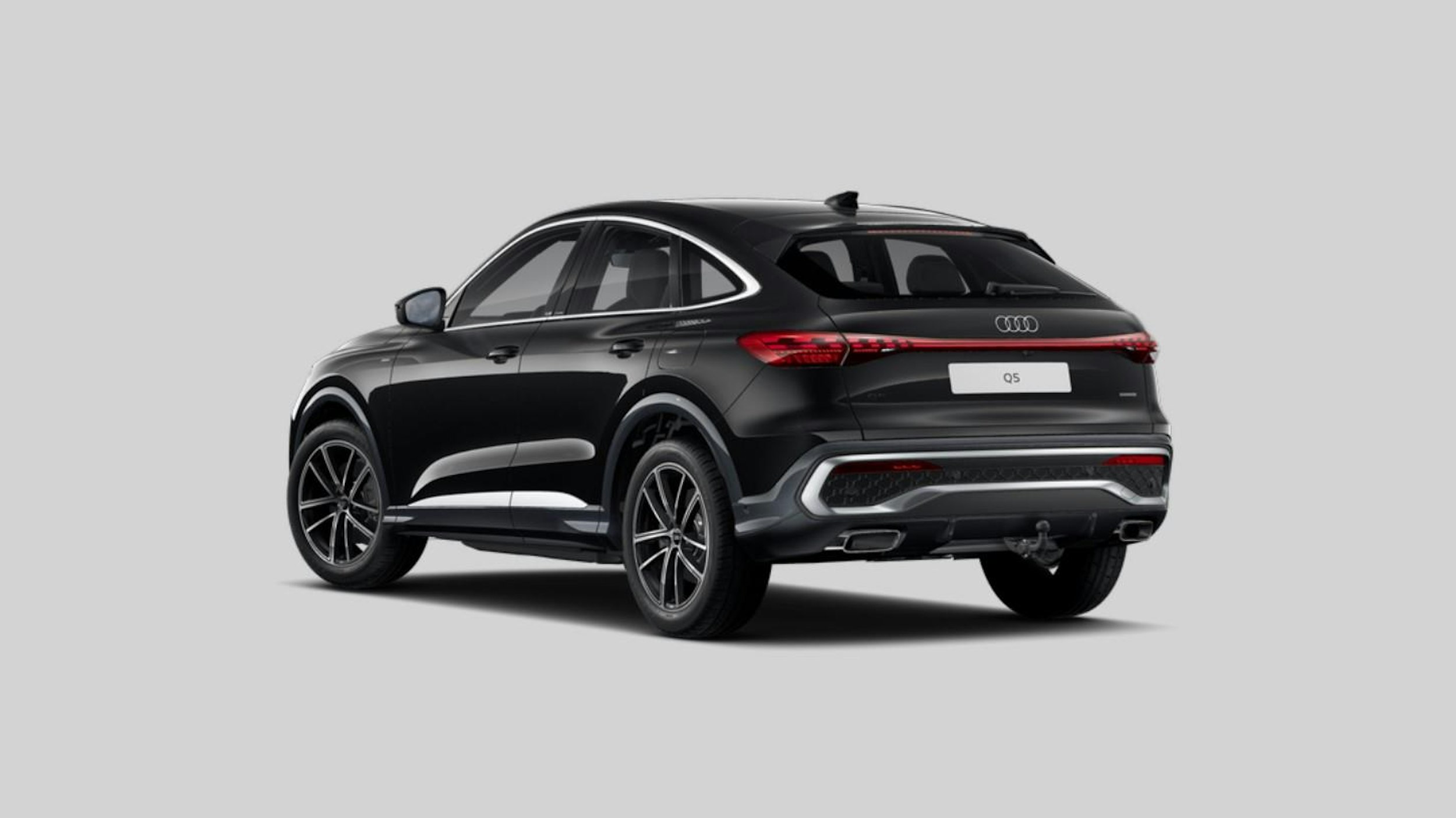 musta Audi Q5 2025 kuva 2.