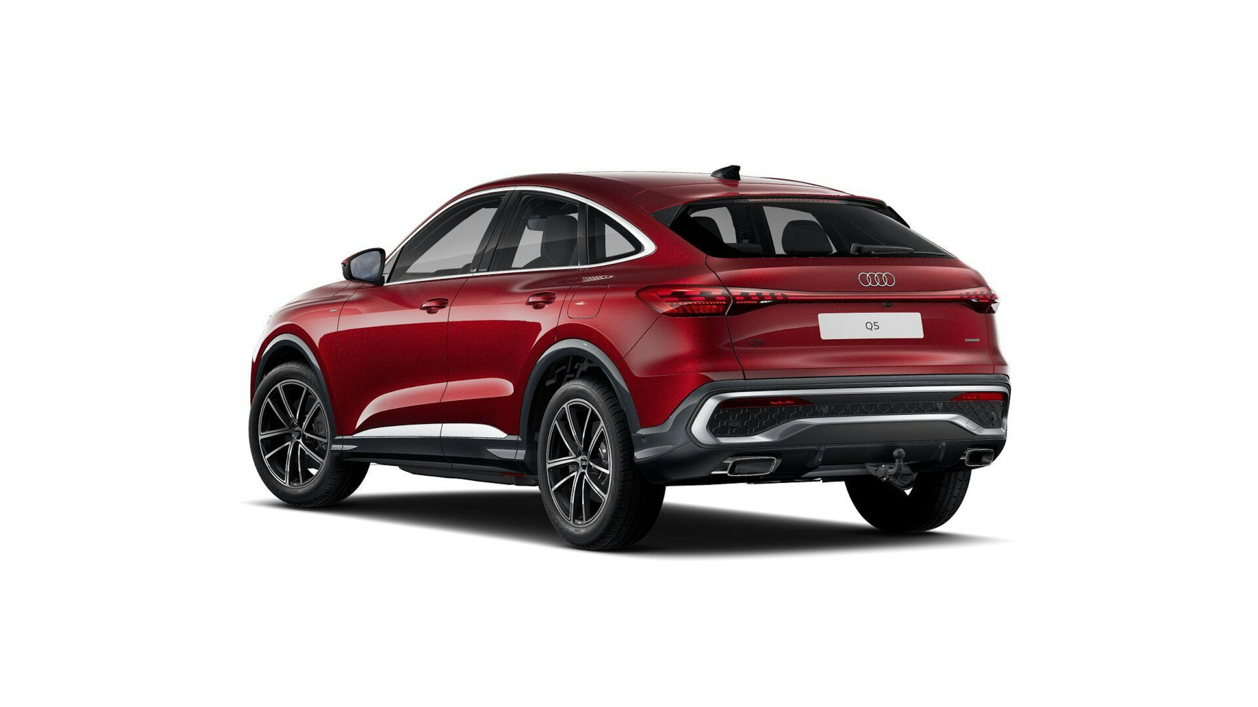 punainen Audi Q5 2025 kuva 5.
