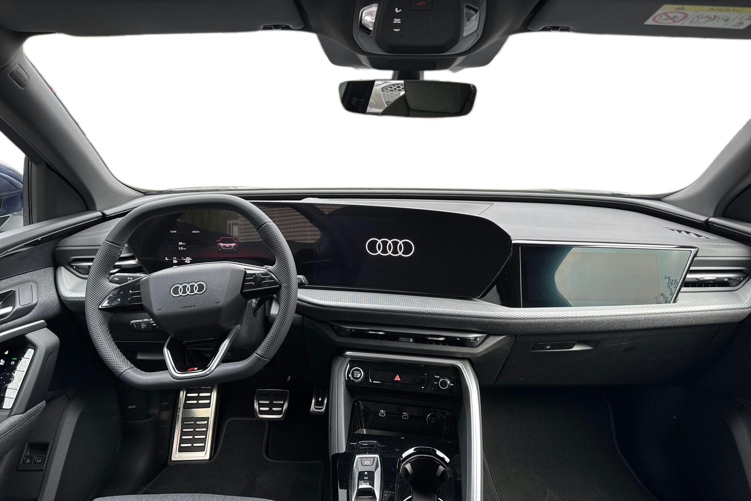 met. sininen Audi Q5 2025 kuva 7.