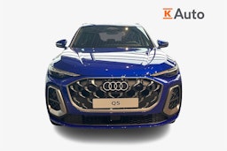 sininen Audi Q5 2025 kuva 4.