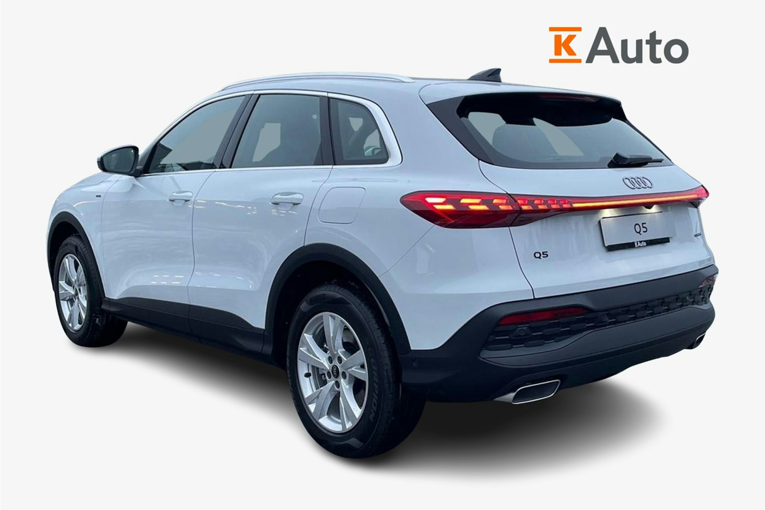 valkoinen Audi Q5 2025 kuva 25.