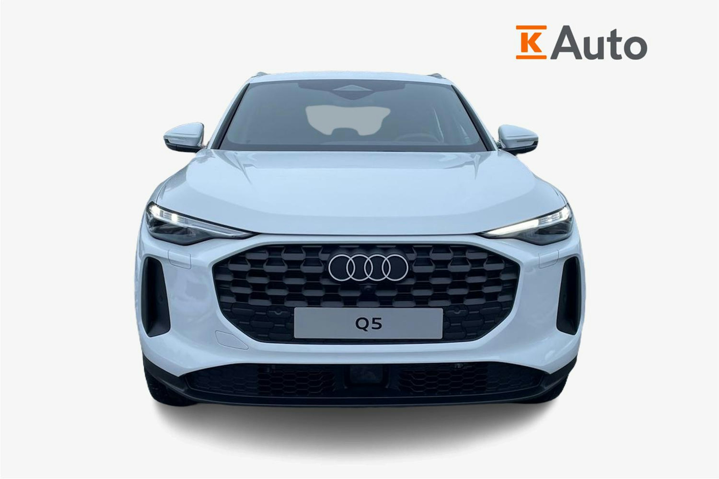 valkoinen Audi Q5 2025 kuva 27.