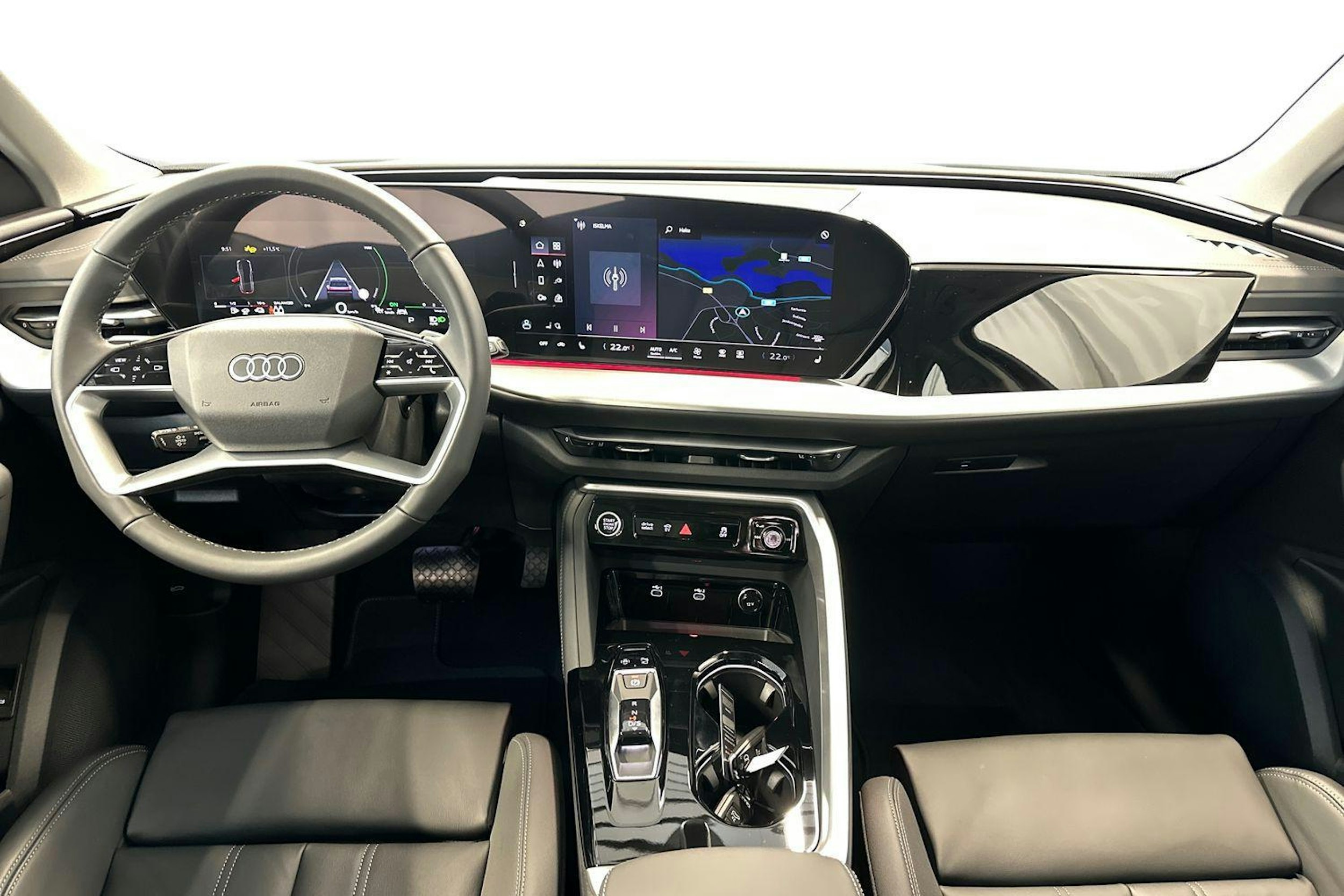 district vihreä Audi Q5 2025 kuva 2.