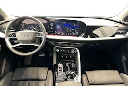 district vihreä Audi Q5 2025 kuva 2.