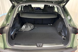 district vihreä Audi Q5 2025 kuva 5.