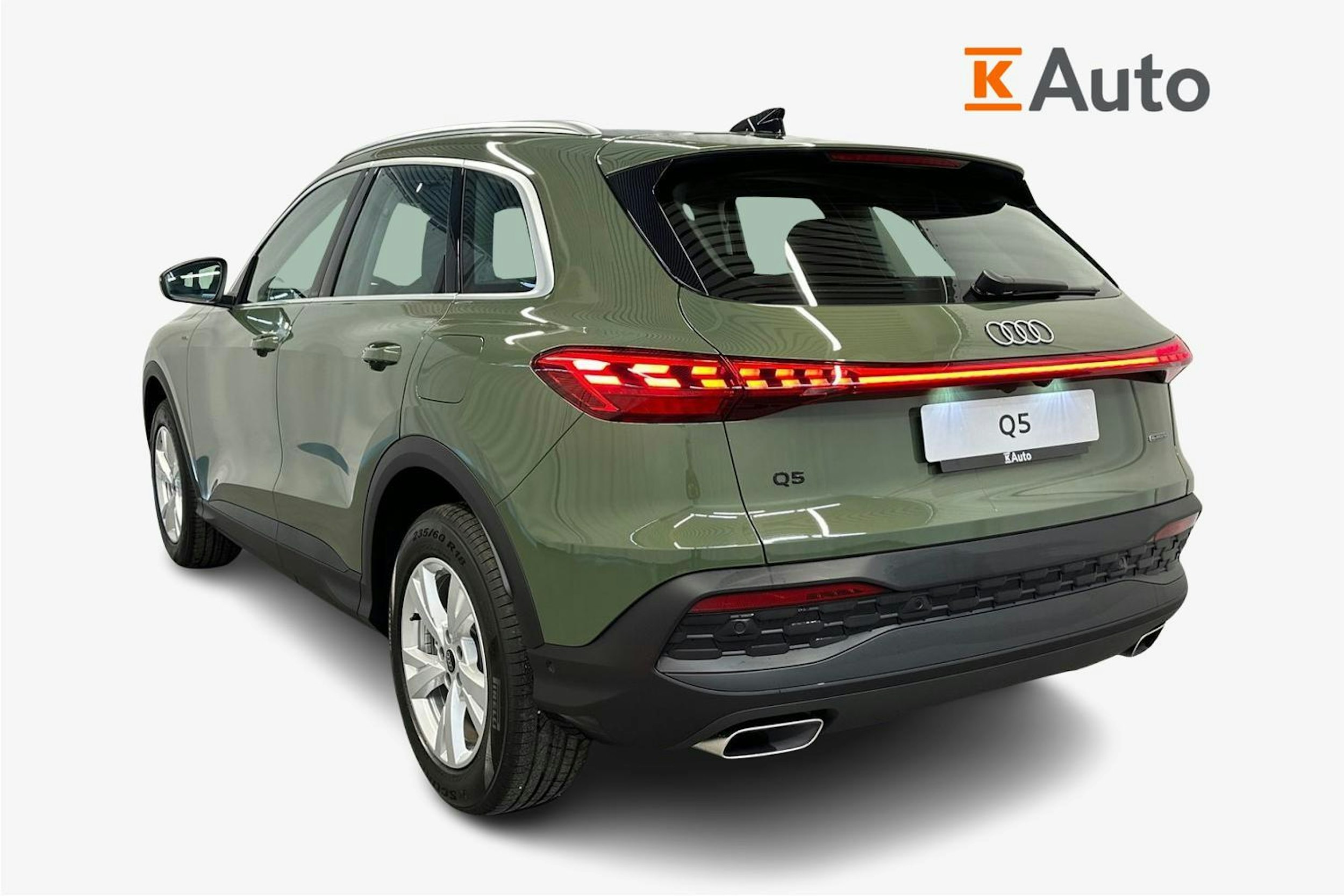 district vihreä Audi Q5 2025 kuva 6.
