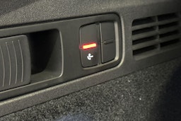 district vihreä Audi Q5 2025 kuva 18.